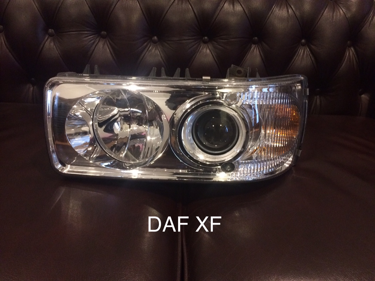 Reflektor DAF XF po regeneracji